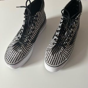 Vans Men's Hickory Stripes Sk8-Hi Platforms